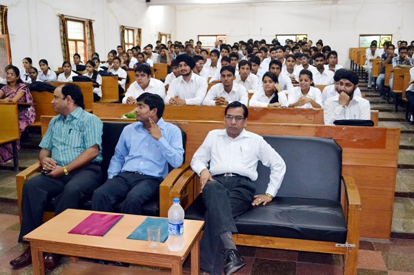 MBA Department Society Image